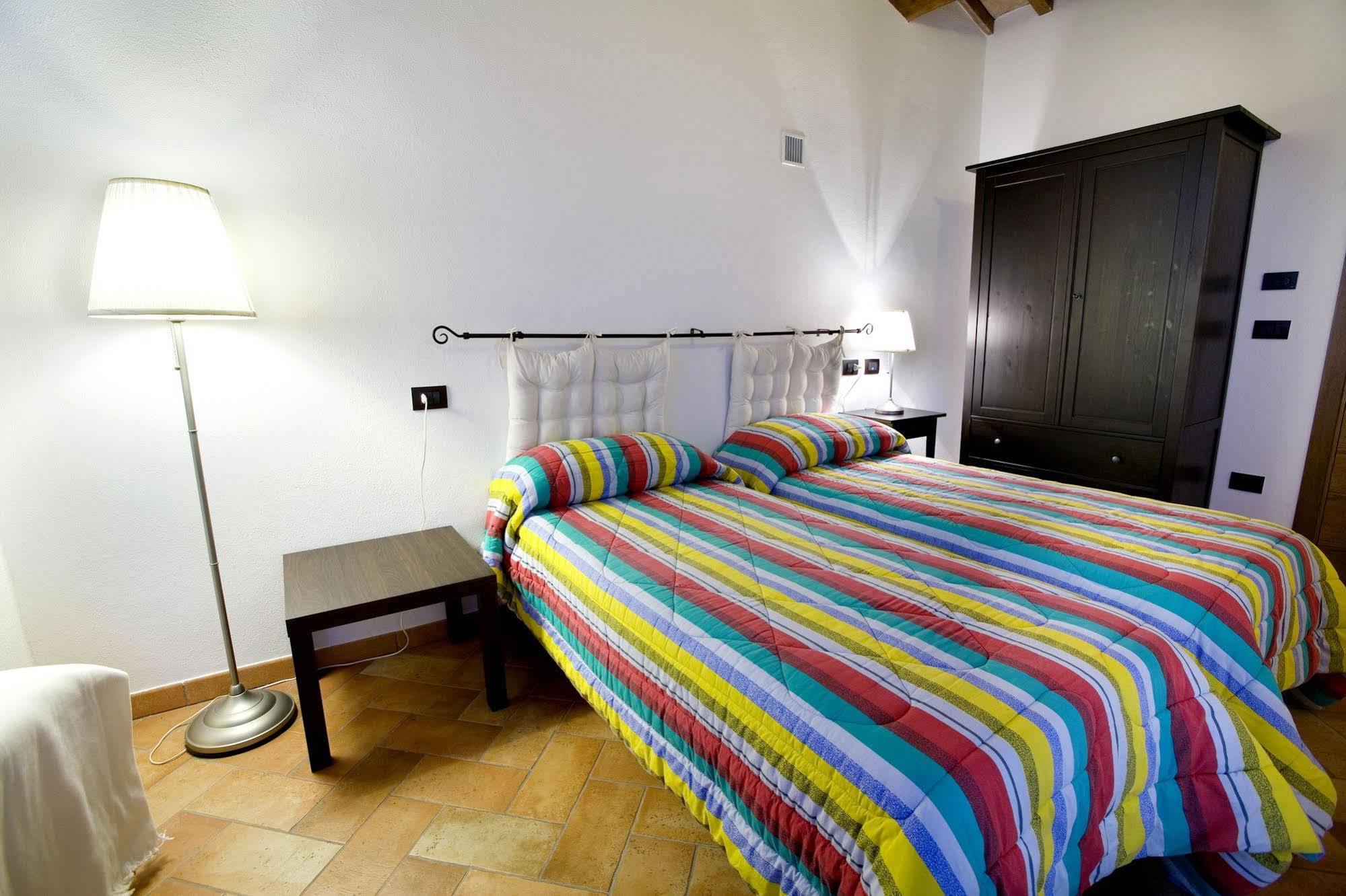 Villa Martina Fermignano Ngoại thất bức ảnh